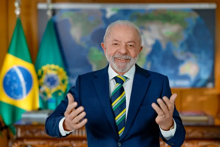 Lula é reeleito presidente do Brasil pela 4ª vez