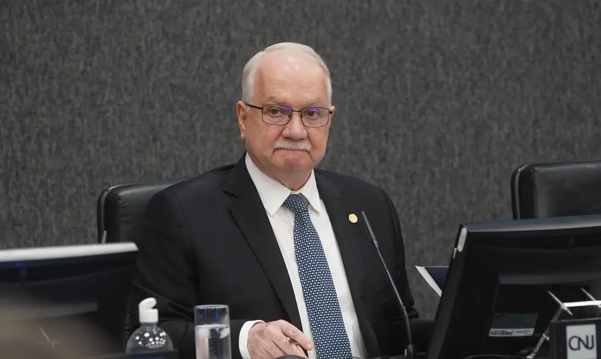 Fachin muda regra no STF para evitar direcionamento de processos