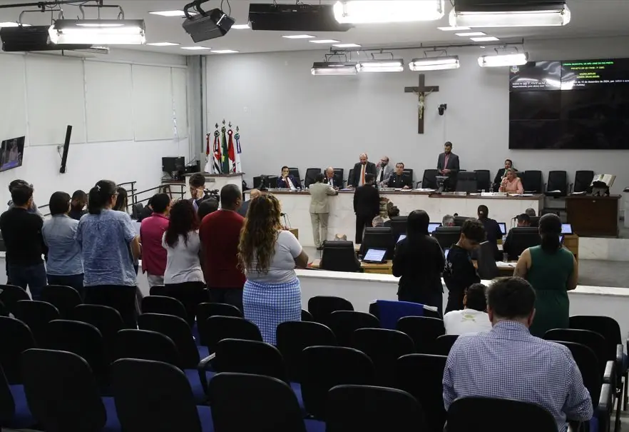 Câmara de RIo Preto durante sessão; MP aponta questiona lei sobre cargos em comissão (Edvaldo Santos 12/8/2025)