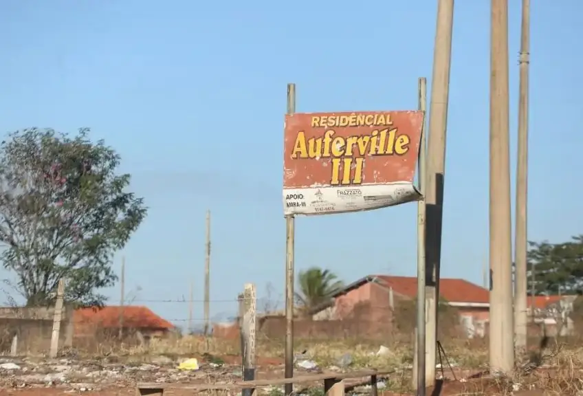 Thumbnail description