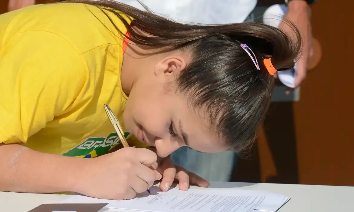 Thumbnail description