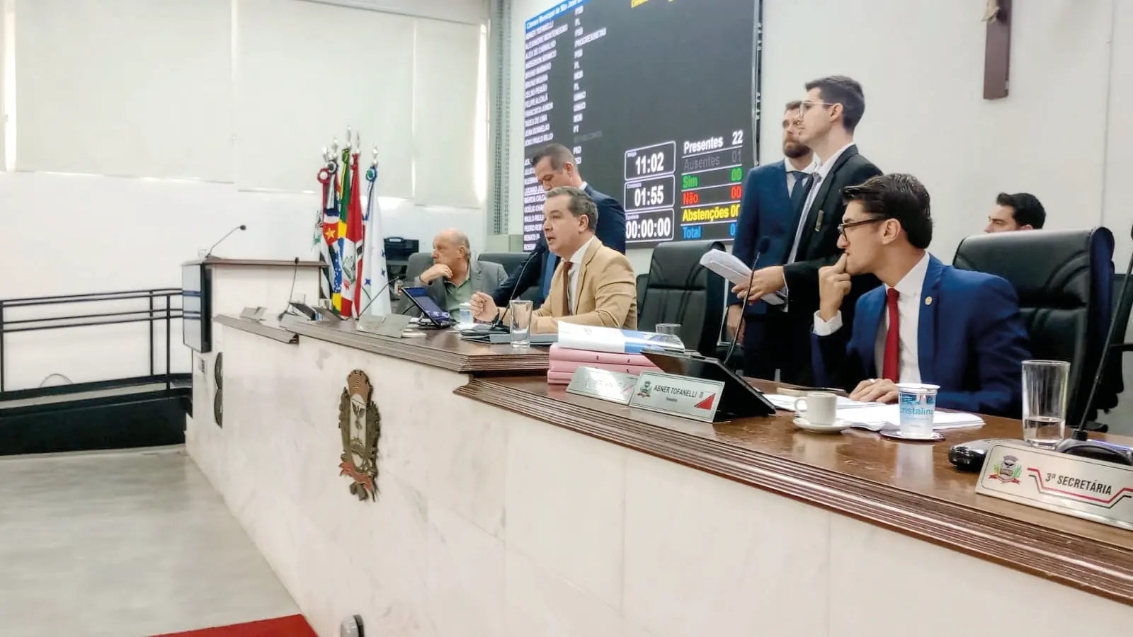 Câmara de Rio Preto vota 'venda da dívida' em sessão extra nesta quinta