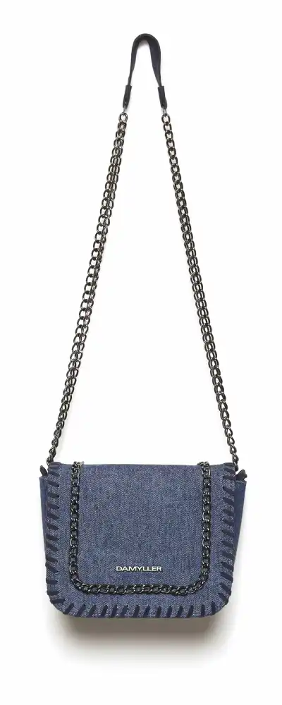 Bolsa com detalhe na alça Damyller. R$ 379 / damyller.com.br (Fotos: Divulgação)