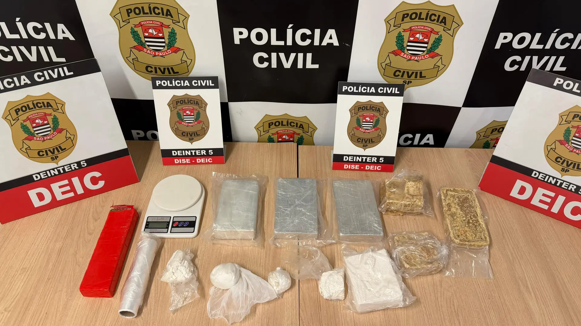 Polícia Civil prende merendeira de escola municipal por tráfico de drogas em Rio Preto