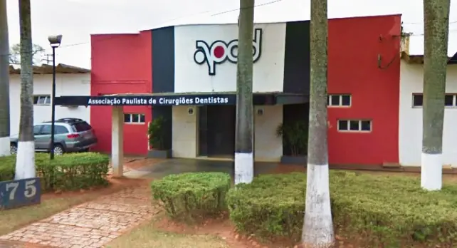 Fachada da sede da APCD Rio Preto, localizada na avenida Francisco das Chagas Oliveira (Reprodução)