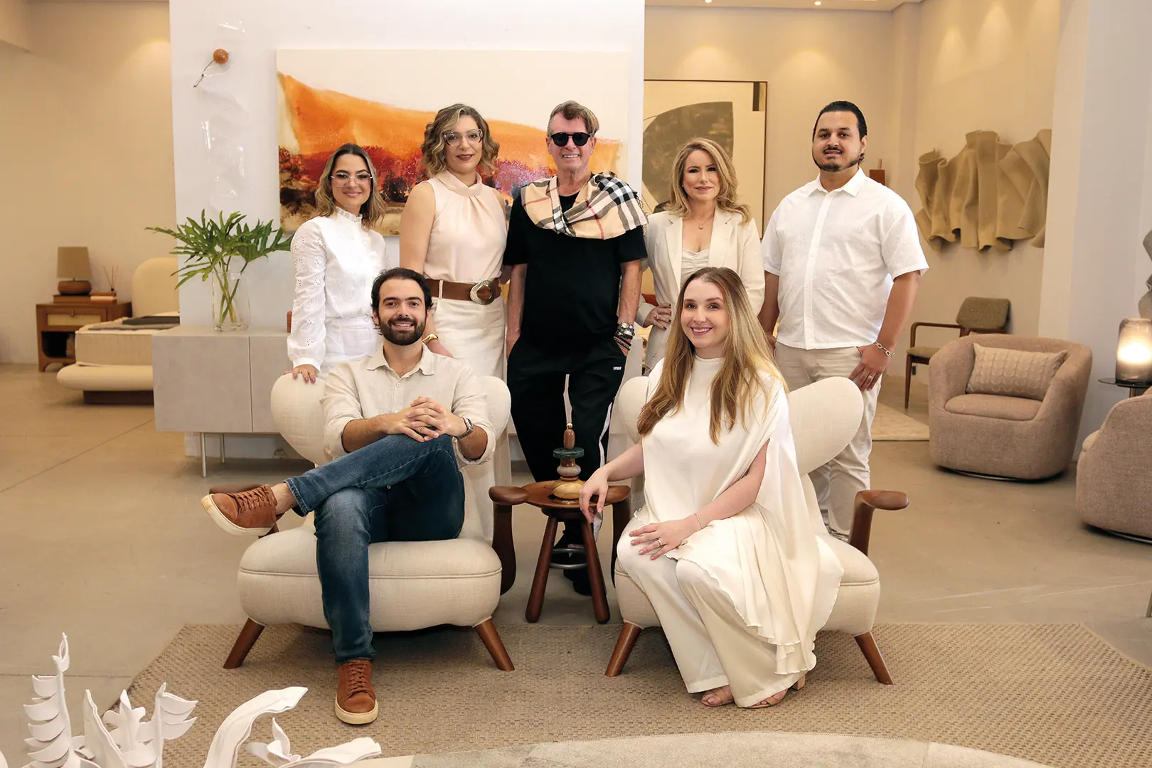 Taynara Maia, Álvaro Estrella Neto (sentado), Heloísa Maltarolo, Dil Grande, Patrícia Buzzini, Bárbara Estrella (sentada) e Alan Chaves (Edvaldo Santos 6/4/2026)