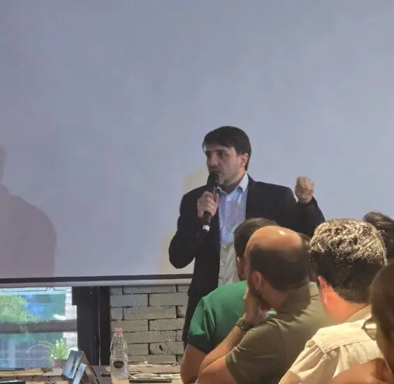 Renan Santos em encontro com empresários nesta terça (Edvaldo Santos 11/08/2026)