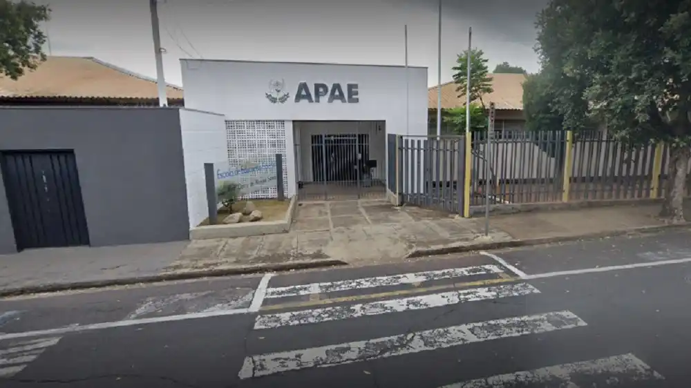 Thumbnail description