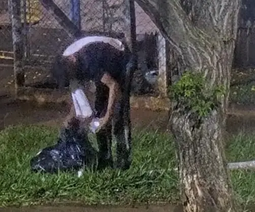 Homem é preso ao tentar furtar fios em frente a escola em Rio Preto