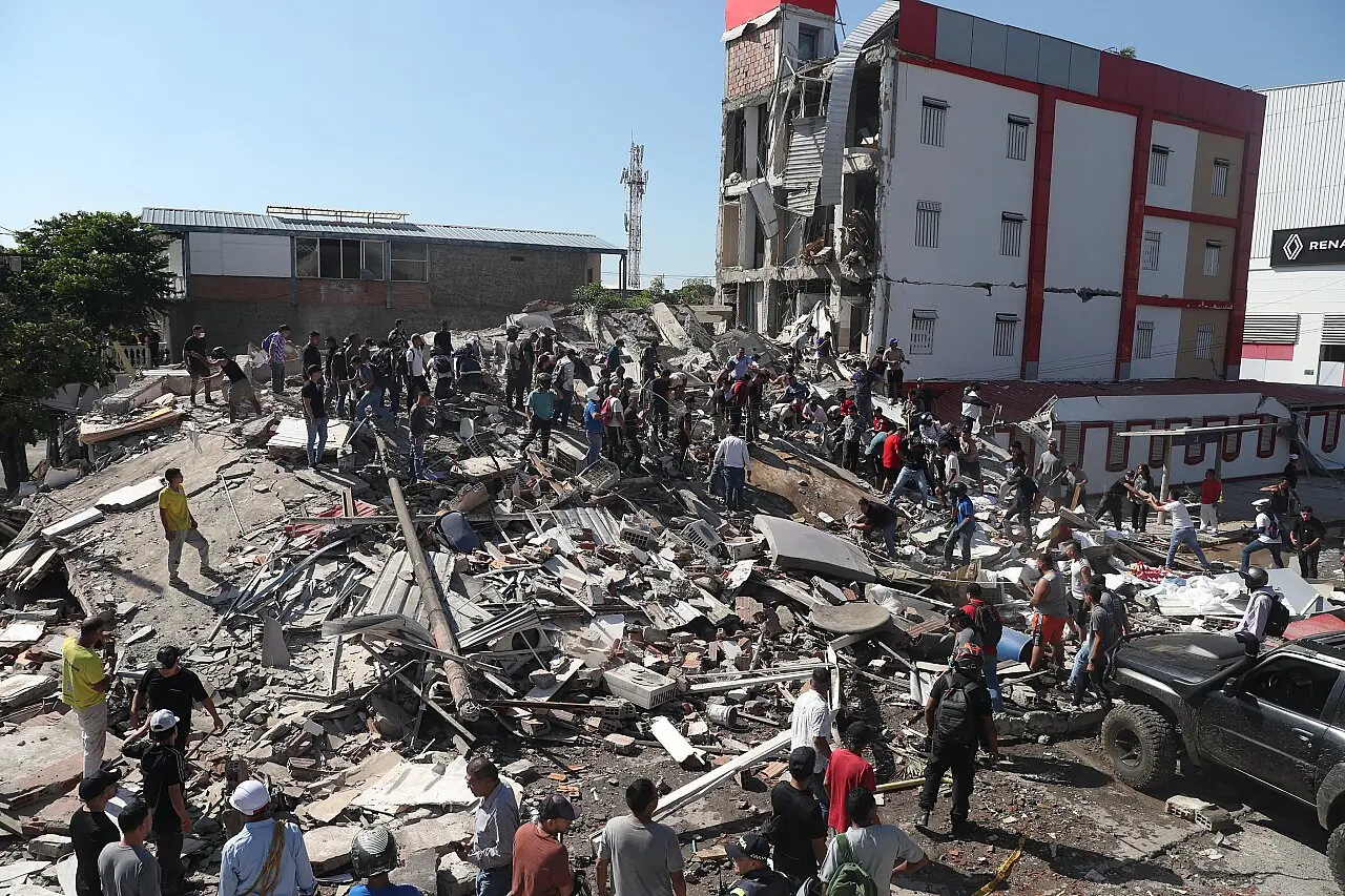 Cena registrada em Cali, onde 20 edificações foram destruídas (RS/Fotos Públicas)
