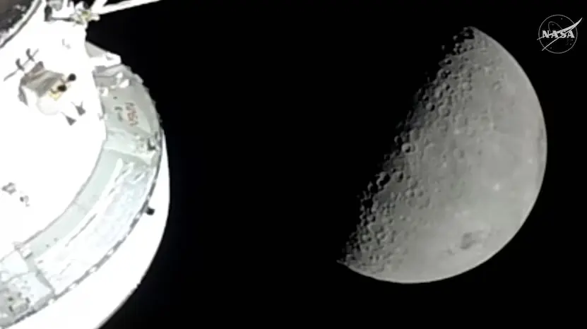 Viagem incluiu o contorno do lado oculto da Lua (Reprodução/Nasa)