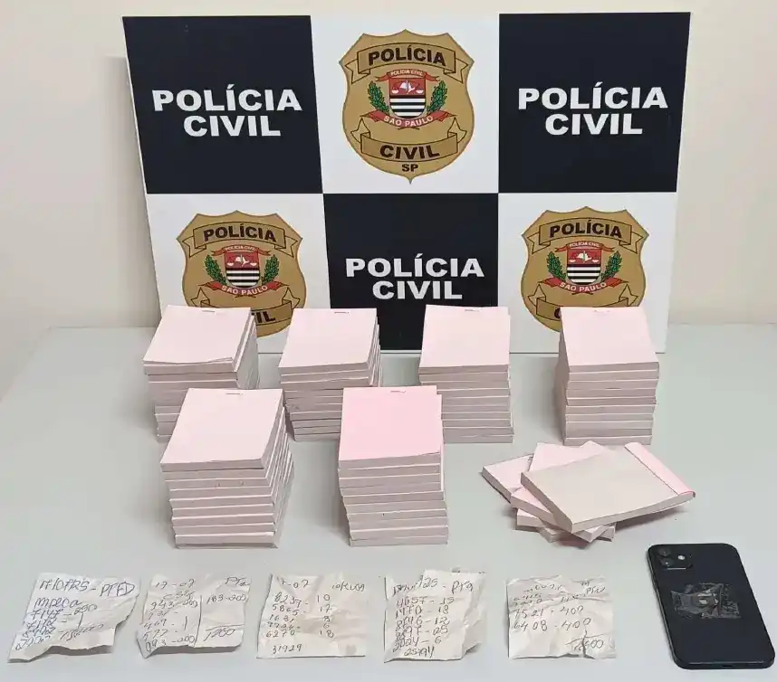 Material do Jogo do Bicho apreendido em Rio Preto (Polícia Civil/Divulgação)