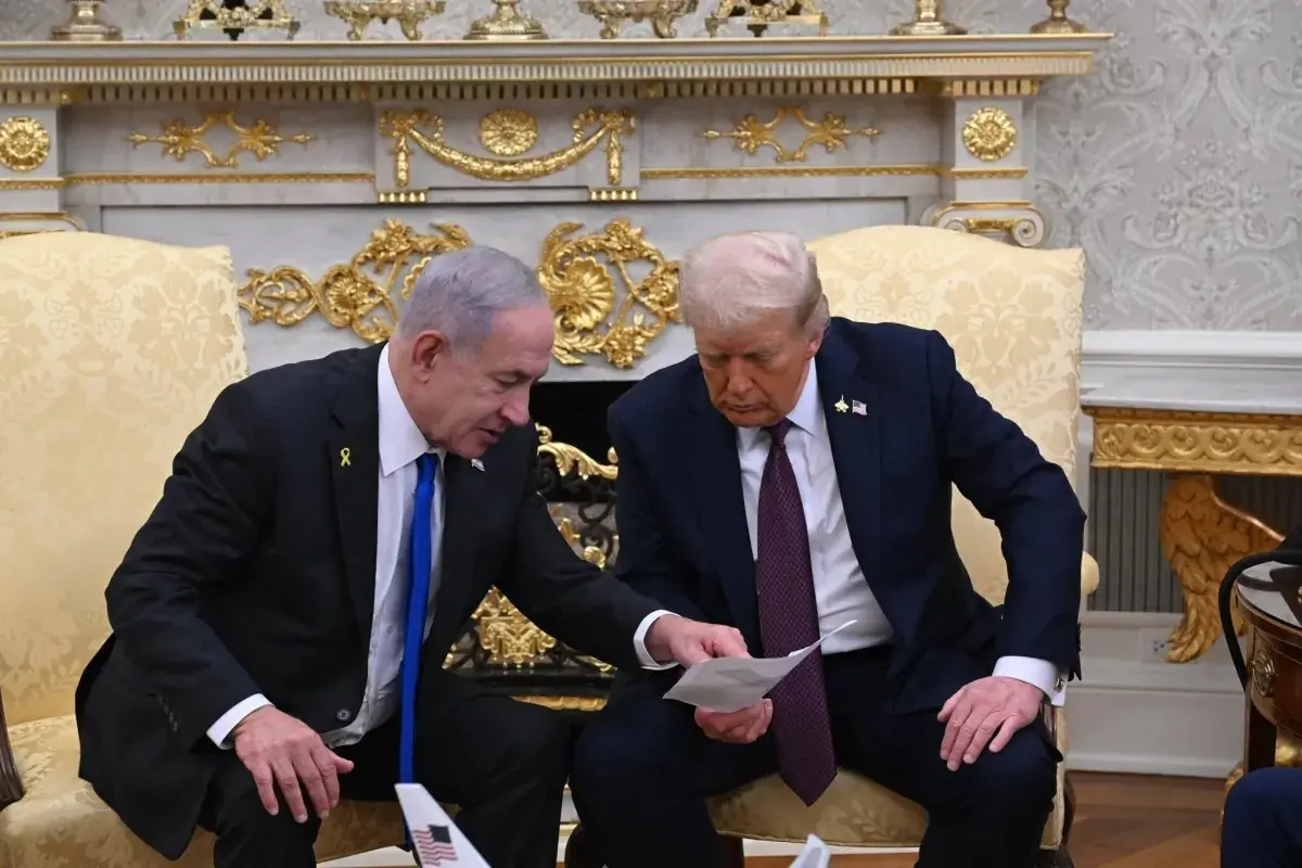 Netanyahu e Trump durante reunião na Casa Branca (RS/via Fotos Publicas)