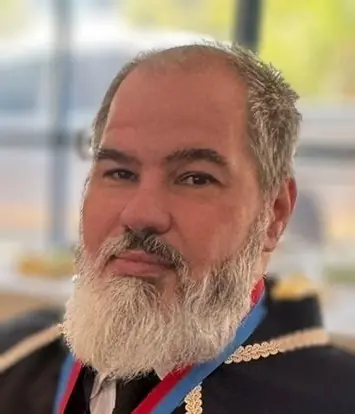 Entre o mundo dos vivos e o silêncio dos eternos