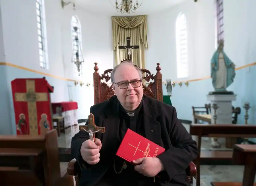 Monsenhor Rubens Zani, padre exorcista de Bauru: “tentação é a ação ordinária do demônio que nos quer fazer agir e pensar como ele" (Egberto Nogueira/Ímãfotogaleria)