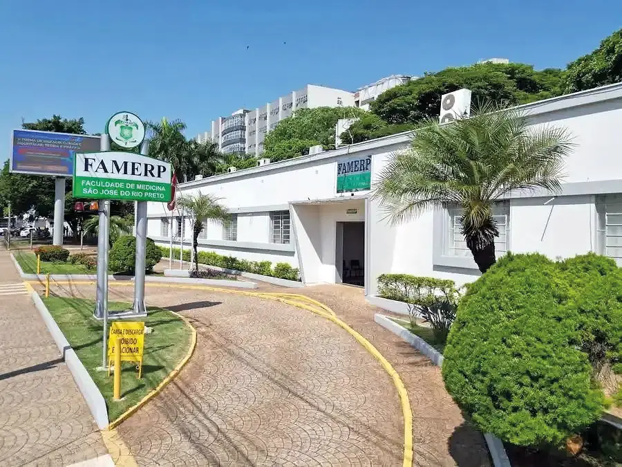 Congresso na Famerp debate IA e autodiagnóstico em saúde mental