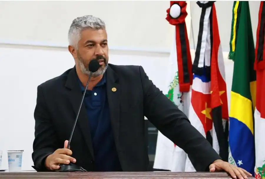 Bruno Moura, fundador do Maquininha, durante sessão (Divulgação/Câmara de Rio Preto)