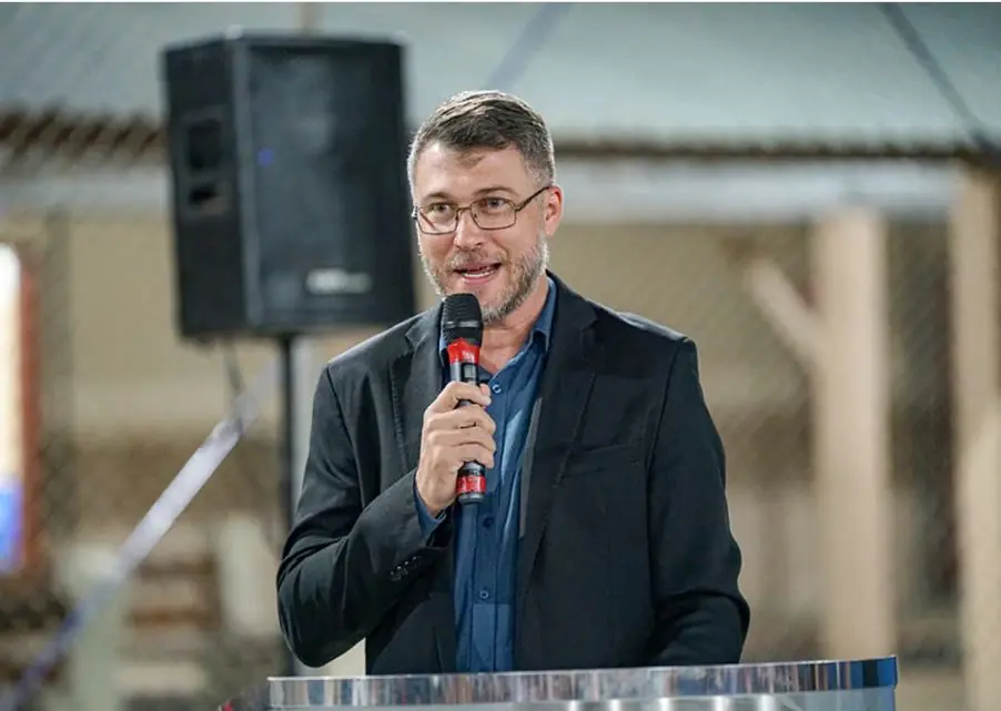 Robson Ricci assume cadeira na Câmara com ida de Jorge Menezes para a Secretaria de Habitação