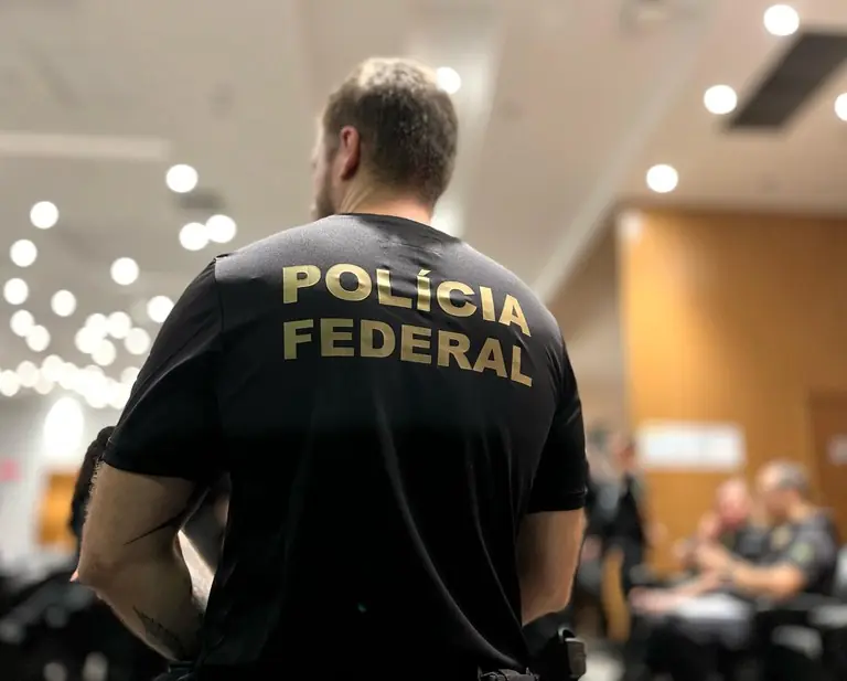 PF apura falsificação de anilhas para controle de pássaros silvestres em Rio Preto