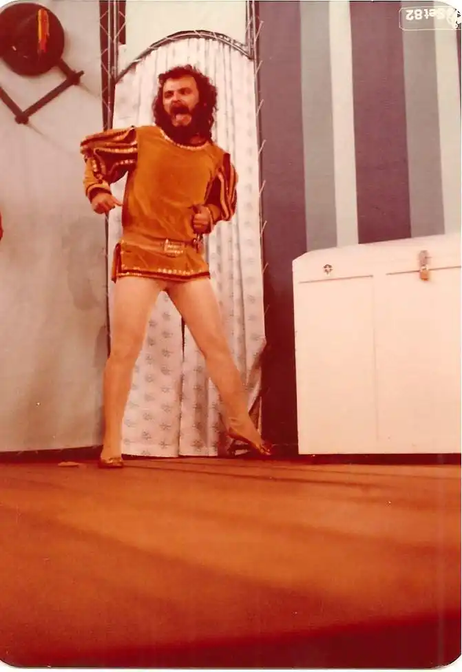 O ex-secretário de Cultura Pedro Ganga atuando, em 1982 (Arquivo Público Municipal e João Carlos Rodrigues Perez (1968))