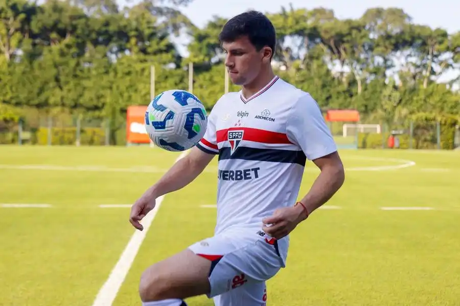 Gonzalo Tapia tem 23 anos e estava no River Plate (Divulgação/São Paulo/Rubens Chiri)