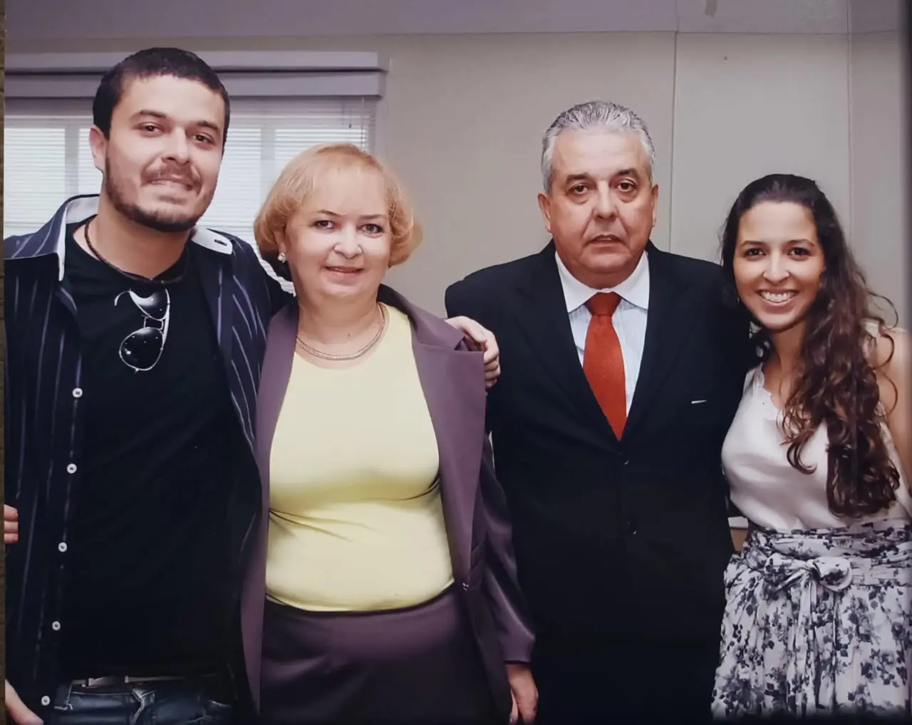 Com a mulher Lúcia e os filhos João Pedro e Natália (Acervo de família)