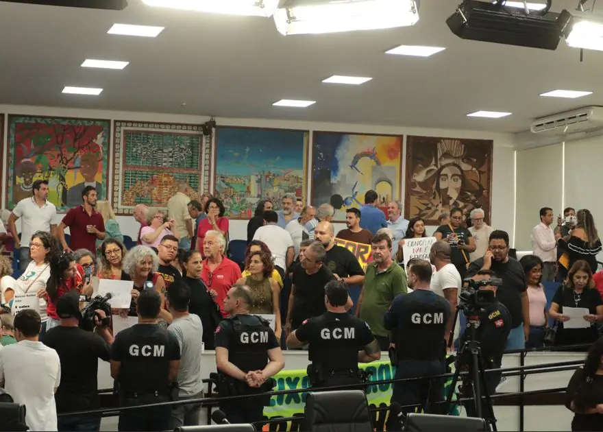 Por 1 voto, Câmara rejeita projeto que anula a PGV