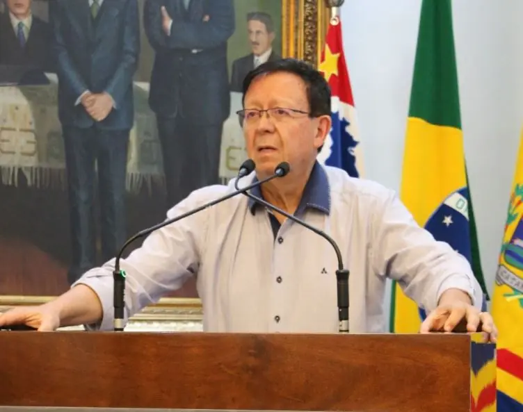 Sinval Malheiros, na Câmara de Catanduva (Divulgação)