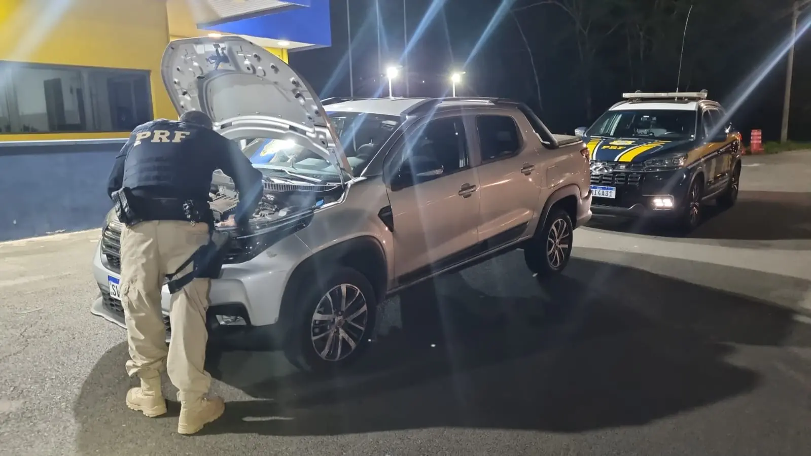 Em 12 horas, Polícia Rodoviária Federal de Rio Preto flagra três carros roubados na BR-153