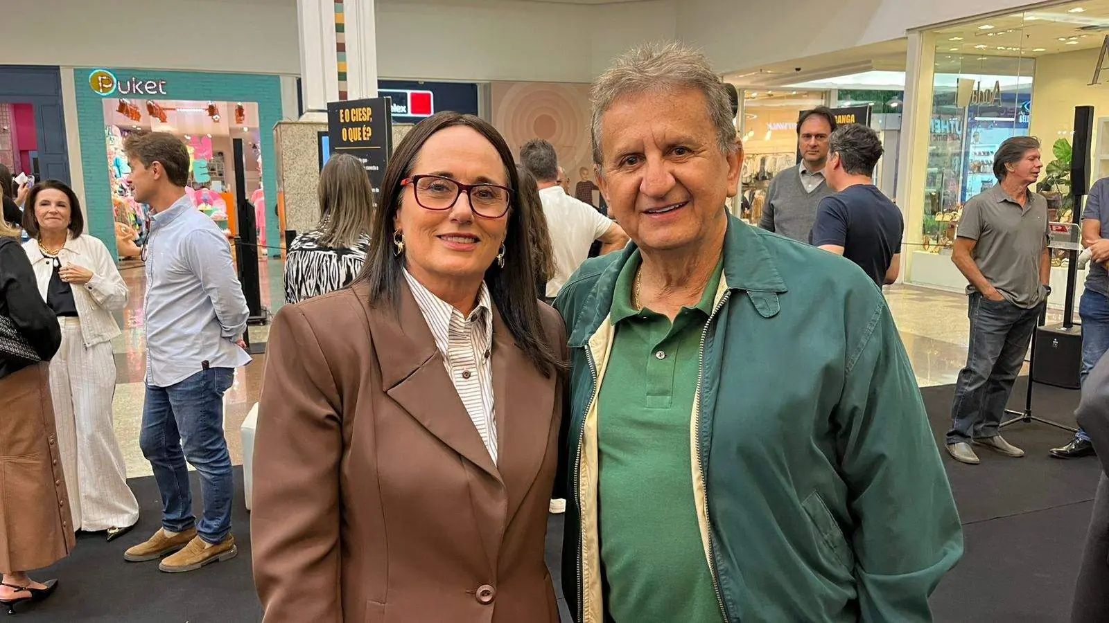Aldina Clarete D´Amico e José Luiz Franzotti, no evento do Ciesp no Riopreto Shopping (Foto: Ricardo Boni)
