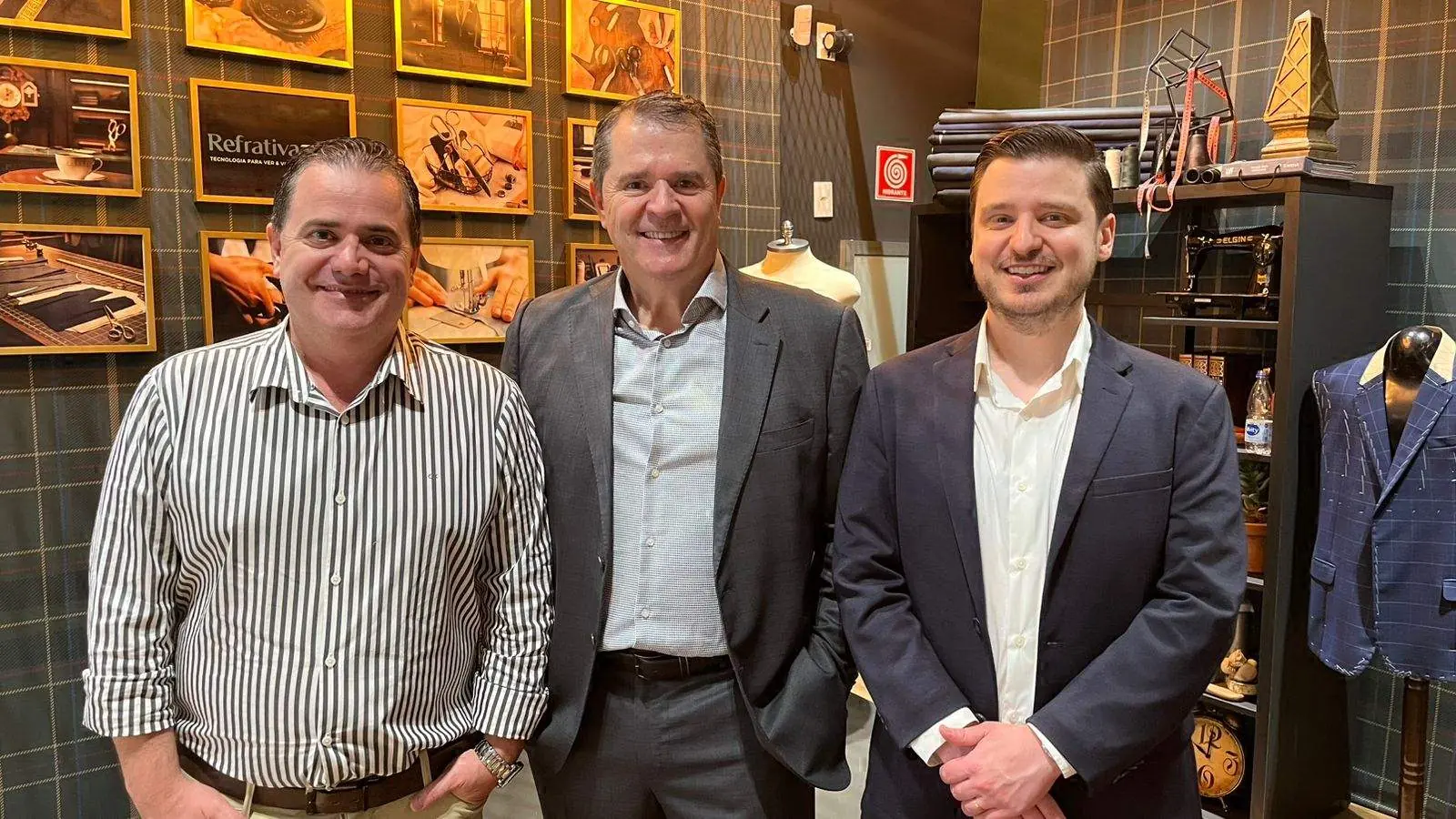 Os médicos Leonardo Beraldo, Jorge Dias e Murilo Bertazzo Peres estão na Coluna Social de hoje