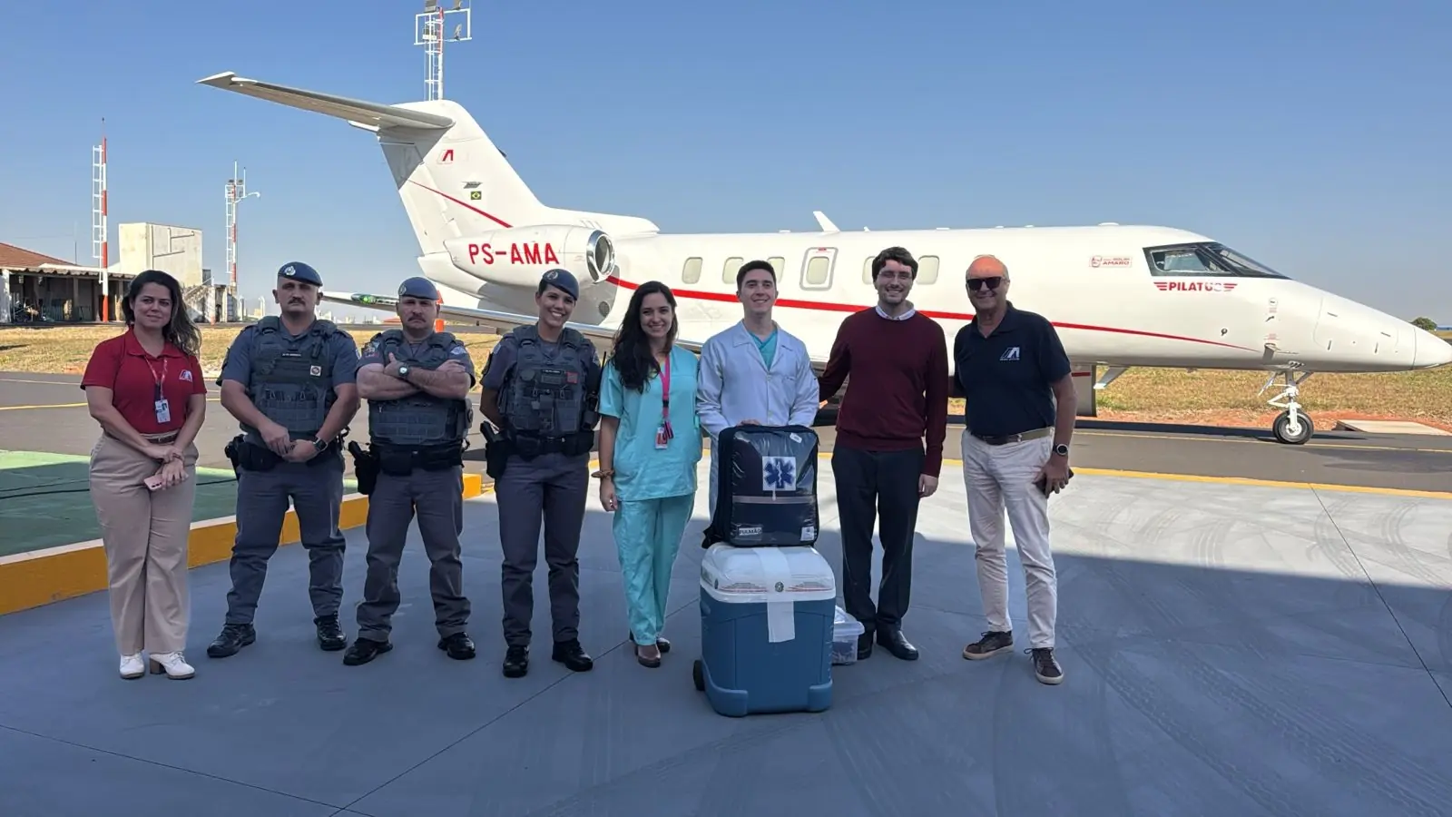 Equipe que participou do transporte (Divulgação)