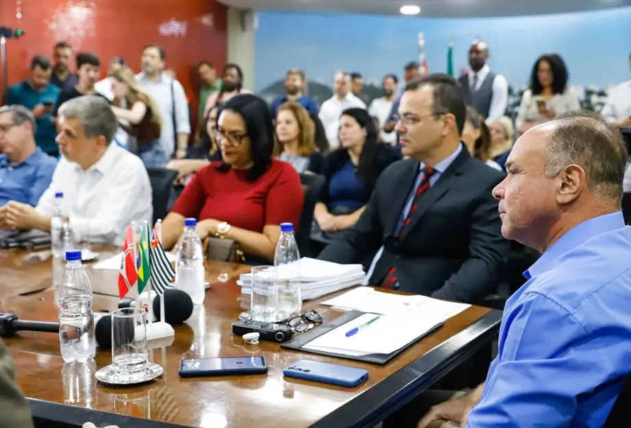 Coronel Fábio Candido em evento na quinta, quando falou sobre mudanças nas pastas (Jeniffer Maciel/Prefeitura de Rio Preto)