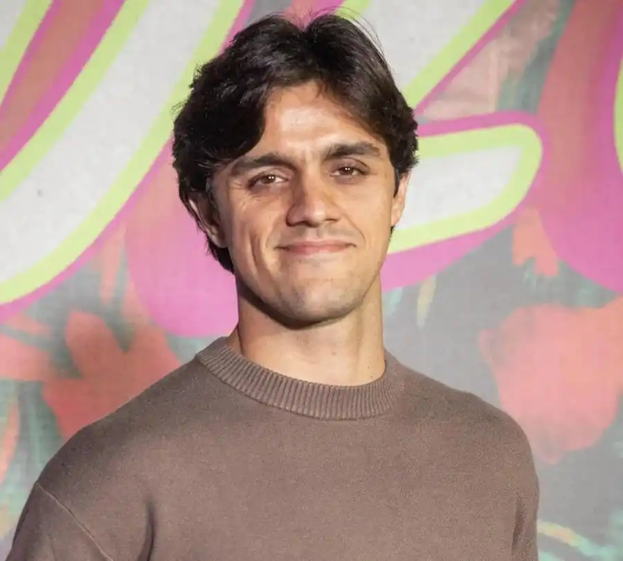 Felipe Simas faz Asa Branca (Divulgação)