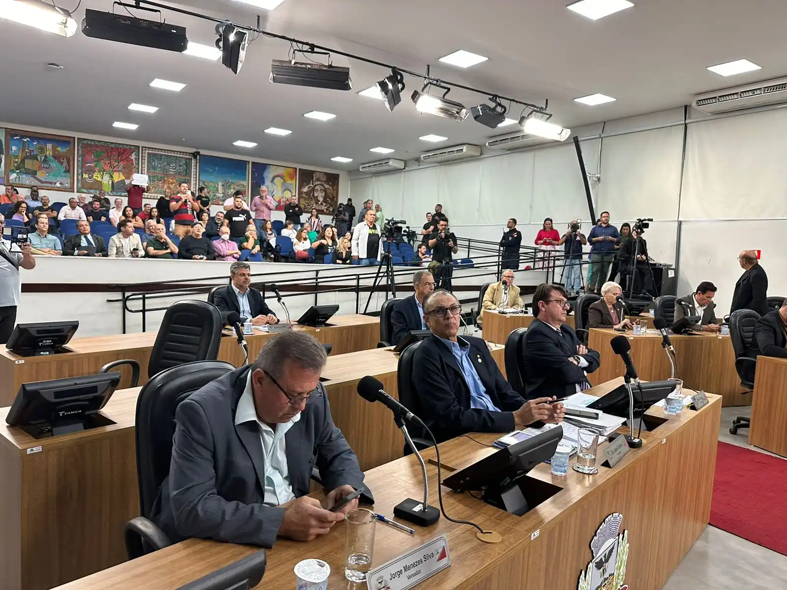 Vereadores durante sessão extraordinária para votação de empréstimo de R$ 649,3 milhões (Guilherme Baffi 4/7/2024)
