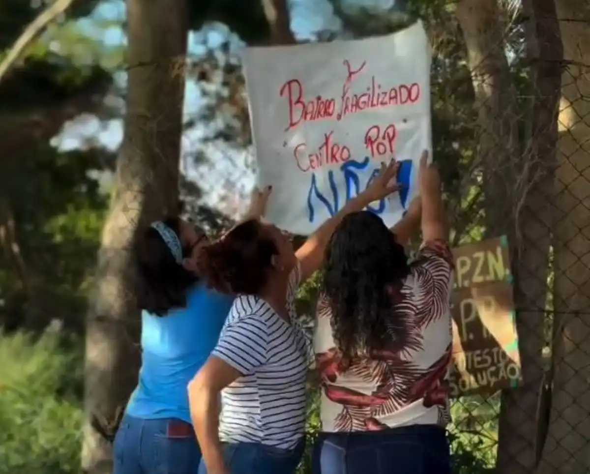 Moradores protestam contra a mudança do Centro Pop para a região do Boa Vista (Reprodução/Instagram)