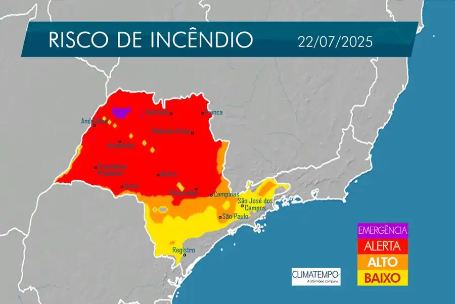 Mapas mostram as áreas do Estado com maior risco para incêndios: nível de perigo avança com o passar dos dias, chegando a emergencial na maior parte da região de Rio Preto na sexta-feira, 24, e no sábado, 25 (Reprodução)