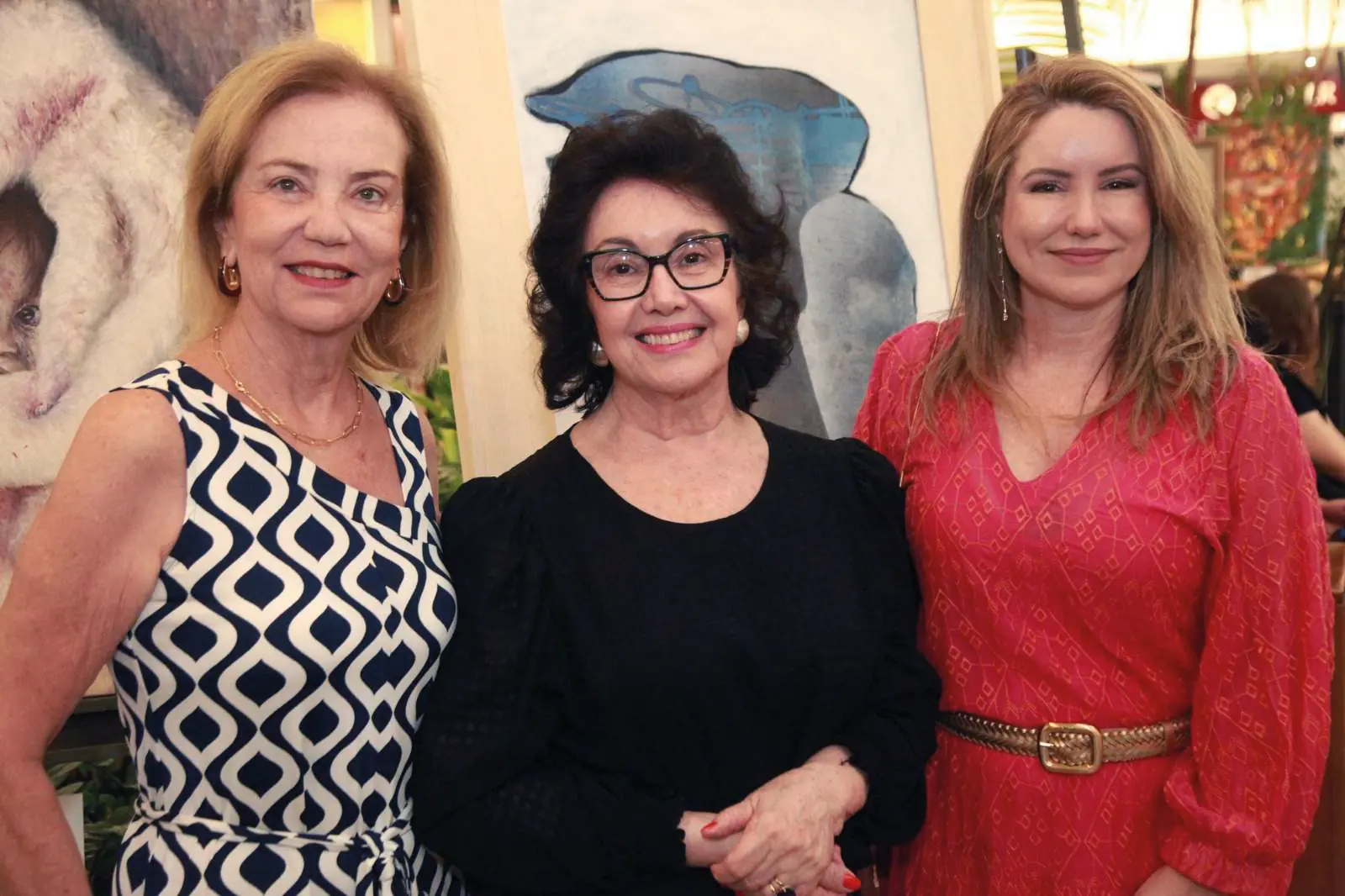 Silvia de Melo Marconi, Loreni Fernandes e Patrícia Reis Buzzini, no Riopreto Shopping, na Exposição Ser Tão (Arnaldo Mussi)