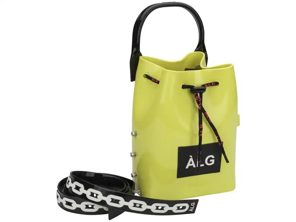 Mini Sac Bag Melissa   rÀ La Gaçonne. R$ 220 r(17) 3216-7743 e (17) 3201-8750 (Fotos: Divulgação)