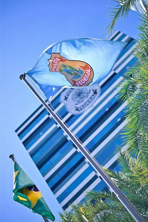 Polícia Federal cumpre mandados de busca da Operação Sem Desconto em Mirassol