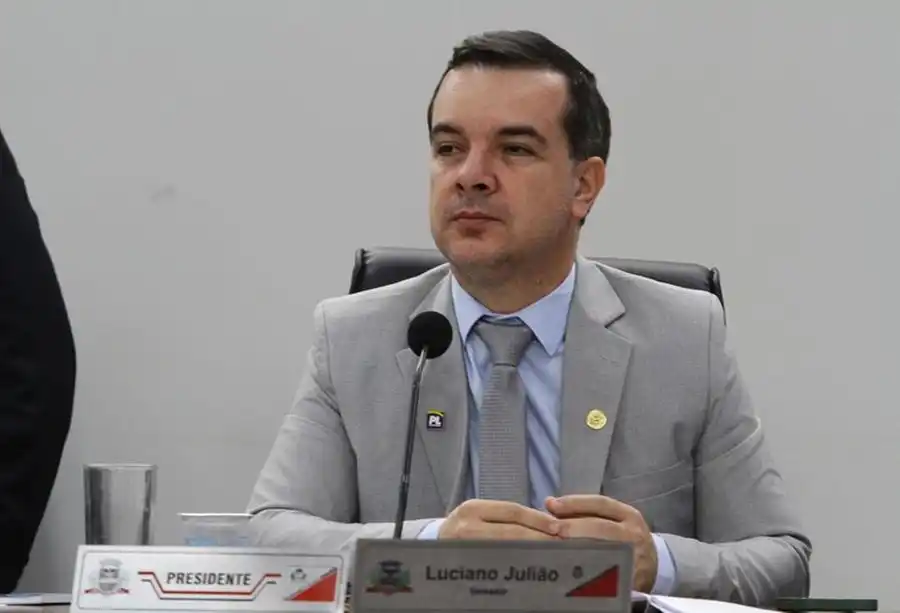 Luciano Julião, presidente da Câmara de Rio Preto, que nomeou assessora, mas marido dela é quem desempenha funções diárias no Legislativo (Edvaldo Santos 11/3/2025)