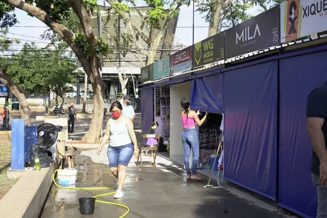 Corpo de Bombeiros faz vistoria no novo local de funcionamento do Shopping Azul, em Rio Preto (Divulgação/Prefeitura de Rio Preto)