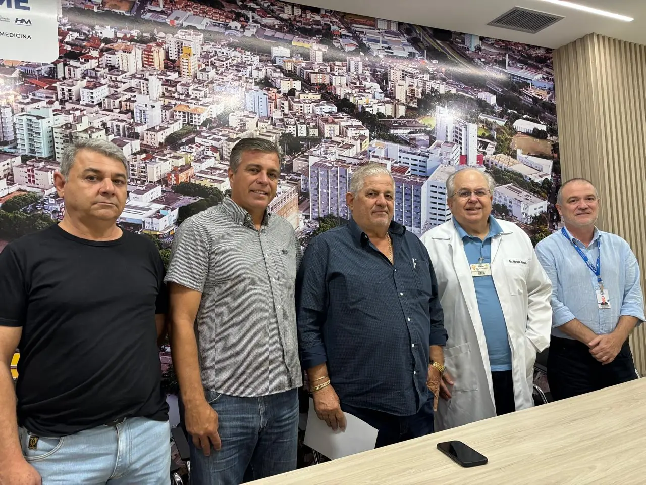Representantes do evento em Guapiaçu com Horácio Ramalho e Robson Pádua (Divulgação)