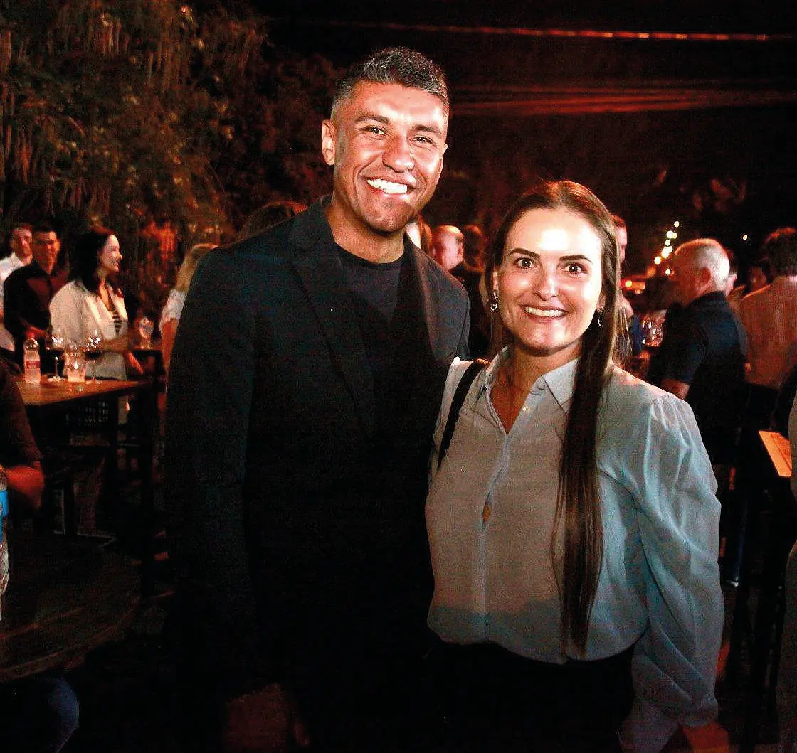 O Diretor Executivo do Mirassol, José Paulo, o Paulinho, e a mulher, Vivian Pereira, na inauguração da Casa de Acolhimento (Arnaldo Mussi)