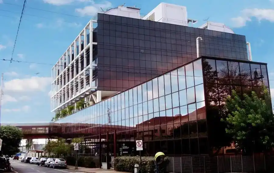 Thumbnail description