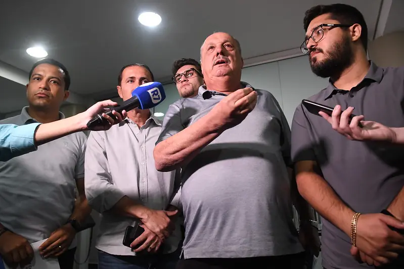 Grupo de vereadores liderados por Paulo Pauléra que também decidiu pressionar por retirada de projeto do IPTU (Thomas Vitta Neto 20/9/2025)