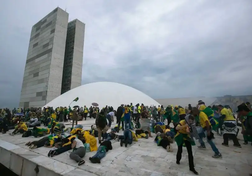 Thumbnail description