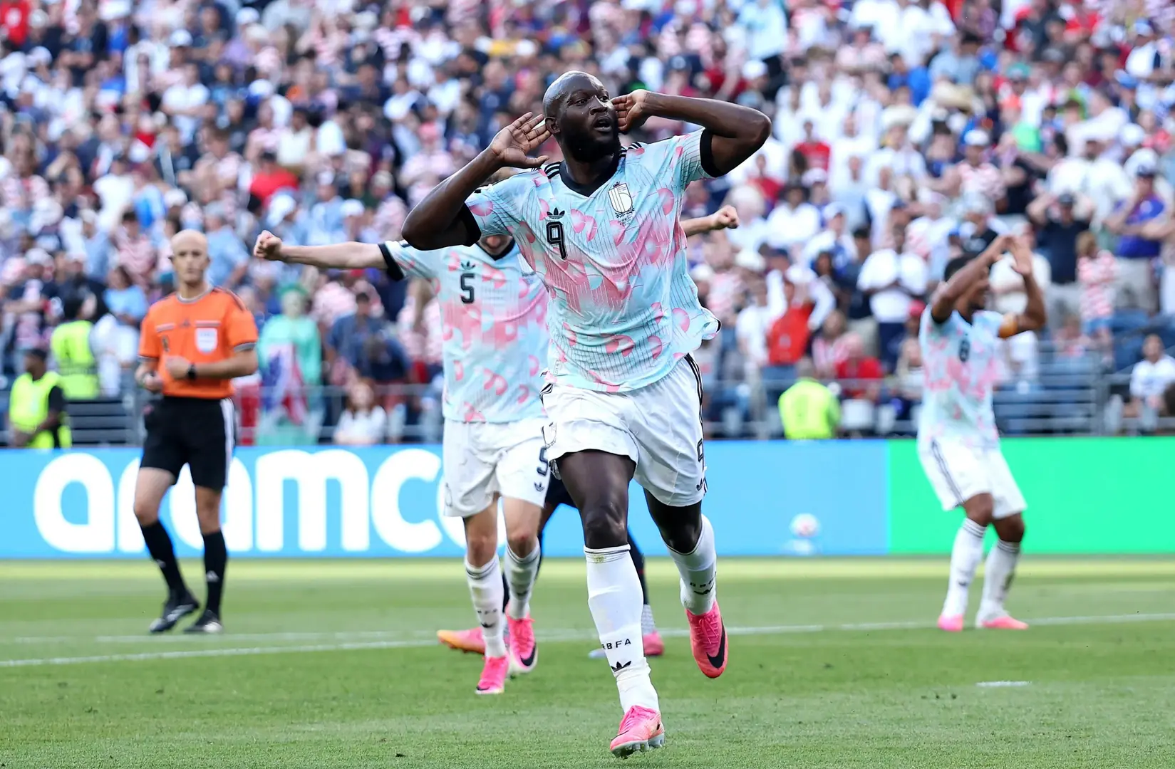 Lukaku comemora o último gol da Bélgica contra os EUA (Divulgação/Fifa)