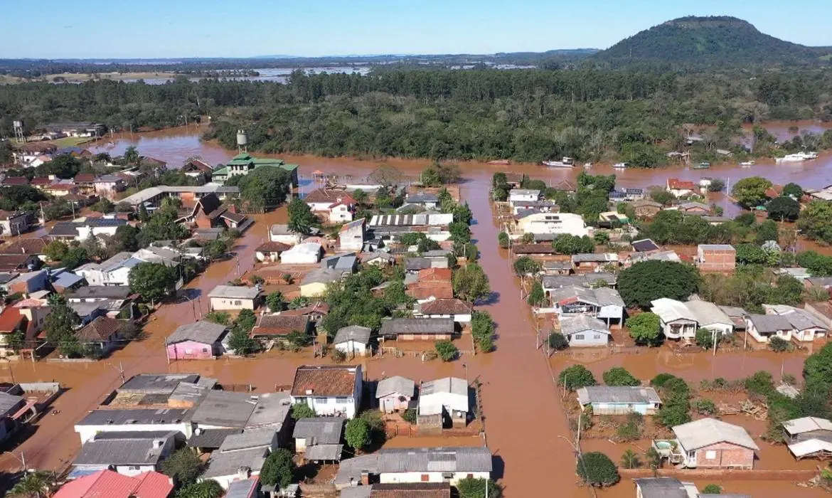 Crise climática é maior medo dos brasileiros, diz estudo