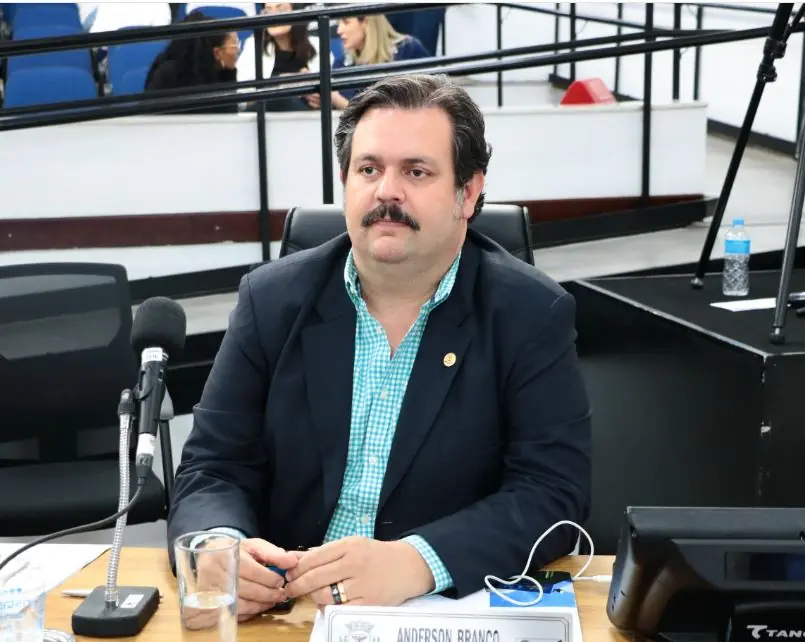 Anderson Branco recebe aval para deixar o partido Novo